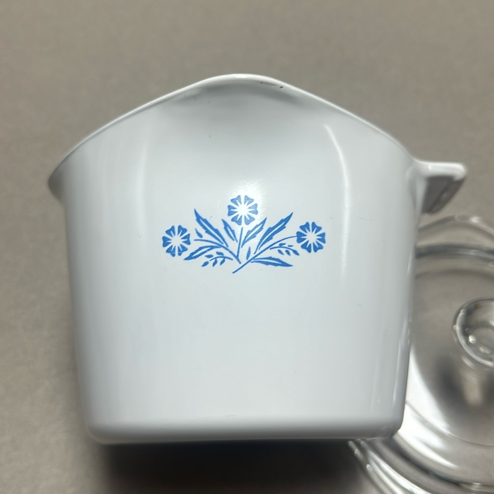 Pyrex Blue Coneflower sauce maker dish with lid and handle 1 quart. Never used. - Picture 3 of 15